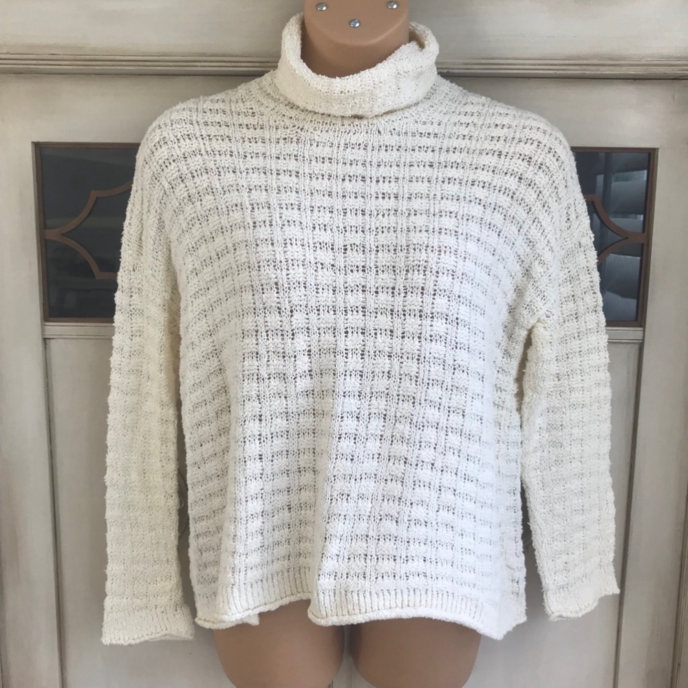 VGUC Eileen Fisher Open Weave Turtleneck Ivory Sweater | Size Small